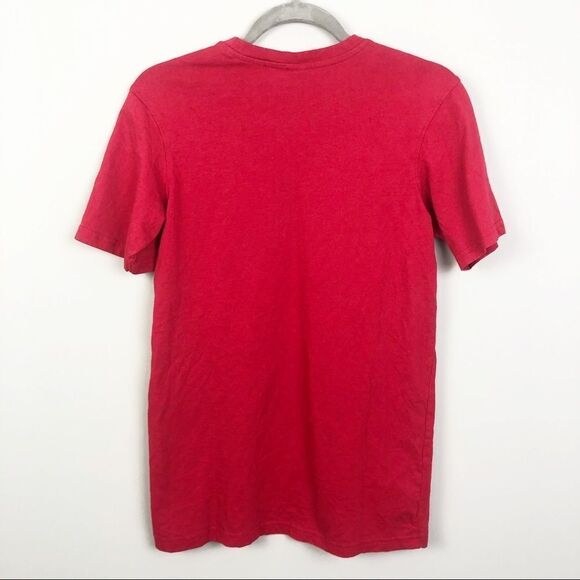 AC/DC Red Tee Lightning Bolt Graphic Band Short Sleeve Shirt Unisex Size Small - Picture 5 of 5